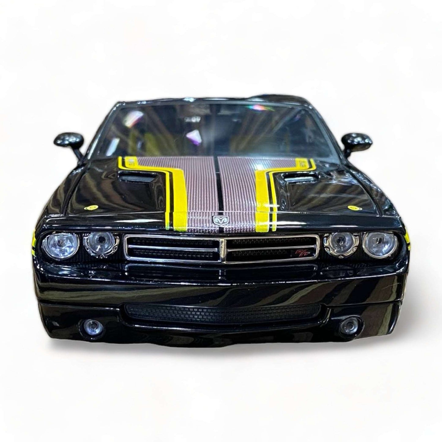 1/18 Diecast Dodge Challenger Concept  BLACK 2006 Miniature Model car by Maisto|Sold in Dturman.com Dubai UAE.