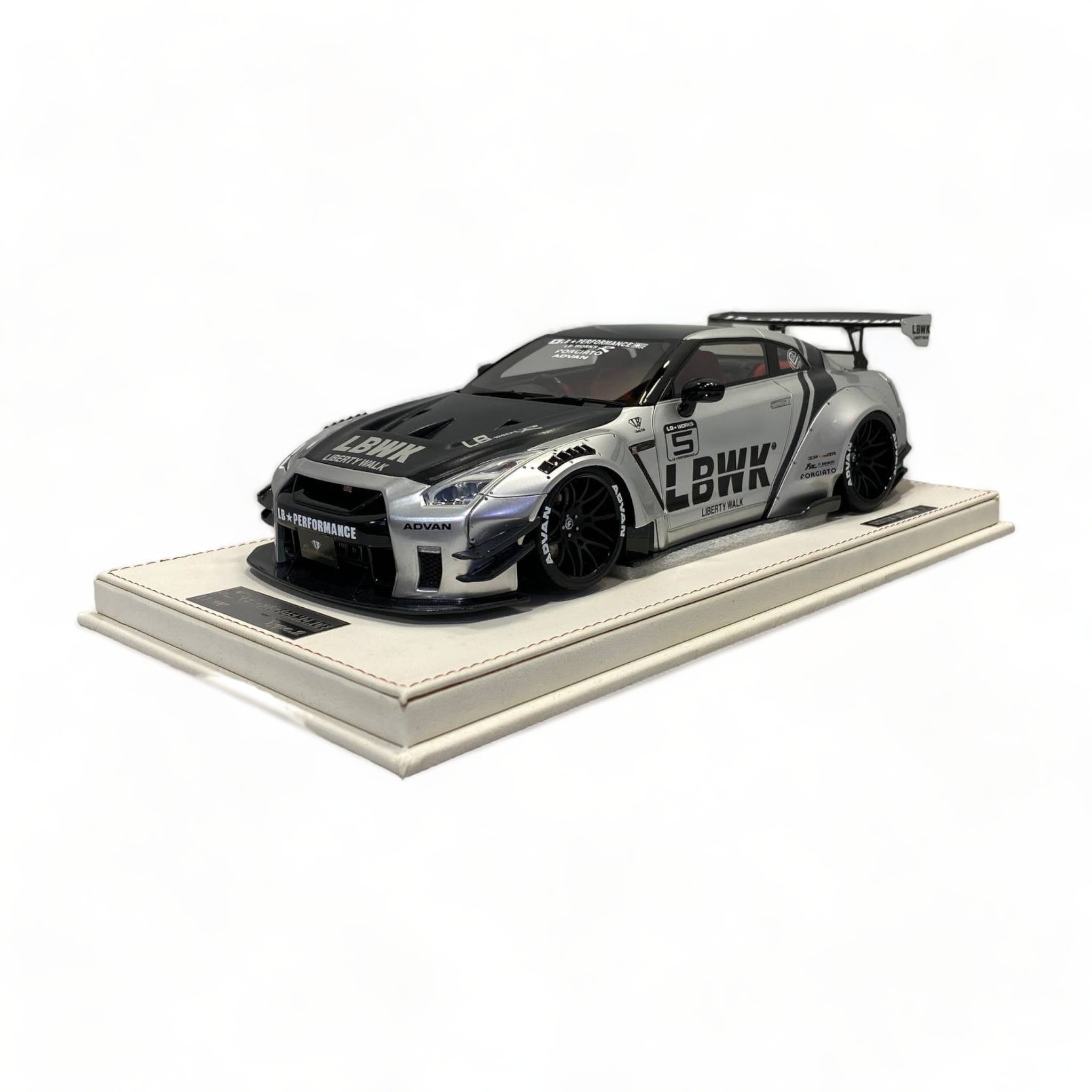 Nissan GT-R R35 GT Wing J20 LBWK LB*Performance Silver & Carbon by One ...