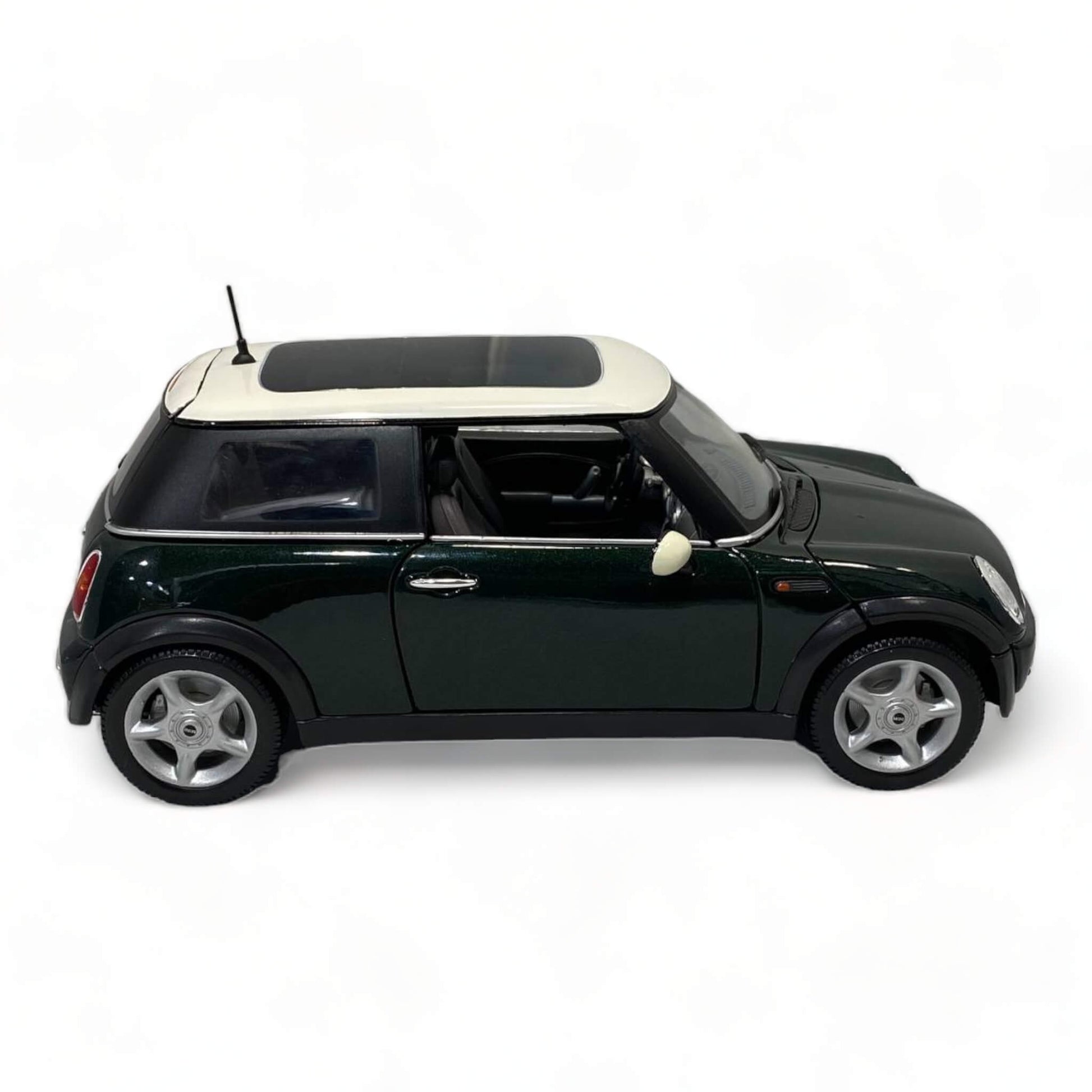 1/18 Diecast Maisto Mini Cooper Sun Roof Dark Green Scale Model Car Dturman Dubai UAE|Sold in Dturman.com Dubai UAE.