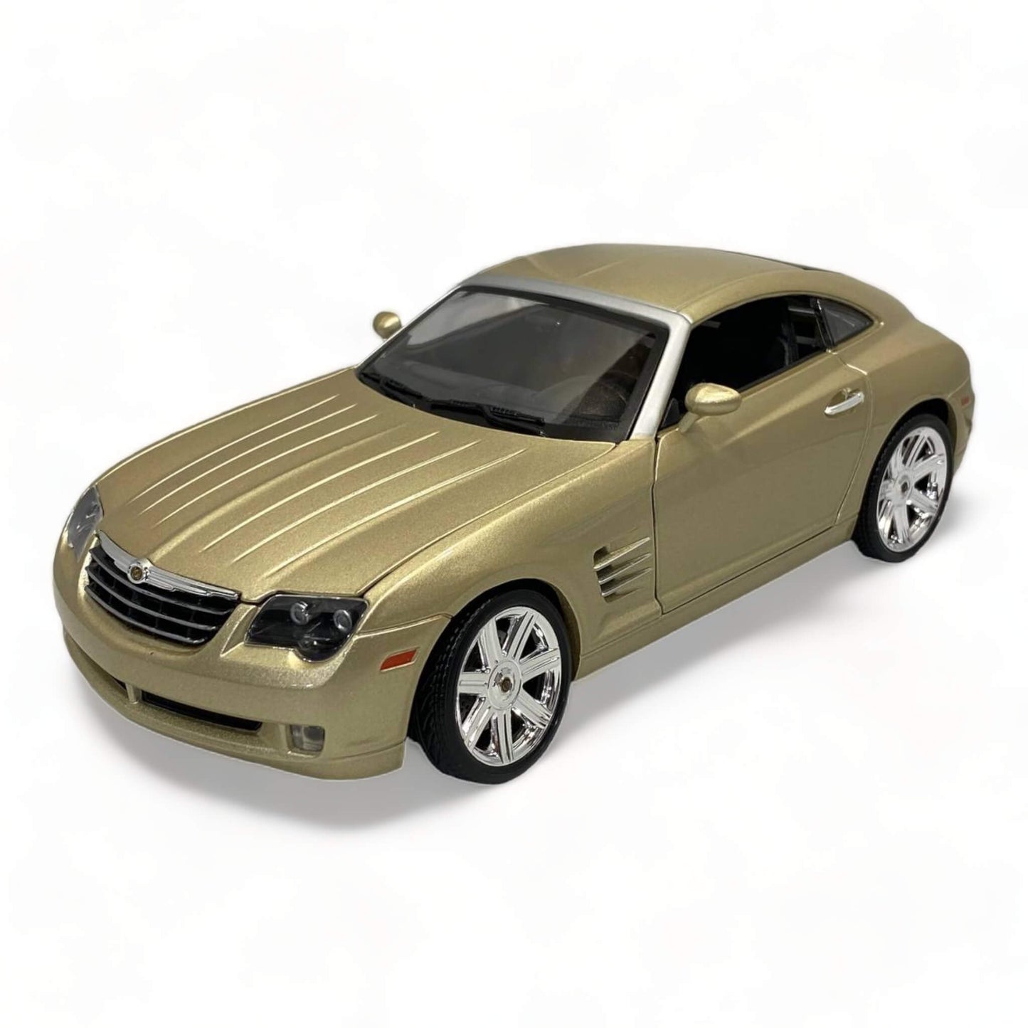 Maisto Chrysler Crossfire Gold 1/18
