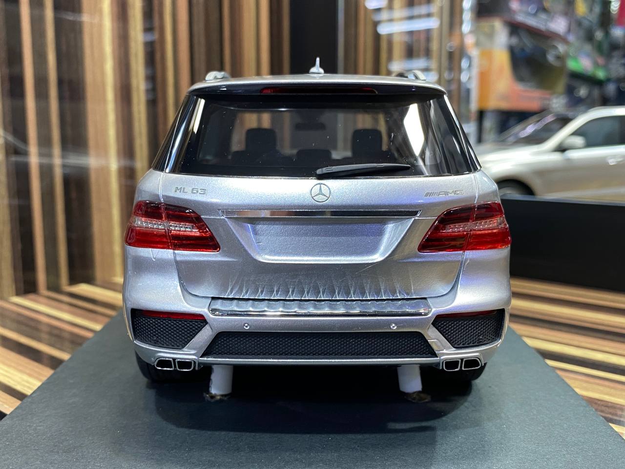 1/18 Diecast Mercedes-Benz ML 63 - Blue Scale Model Car|Sold in Dturman.com Dubai UAE.