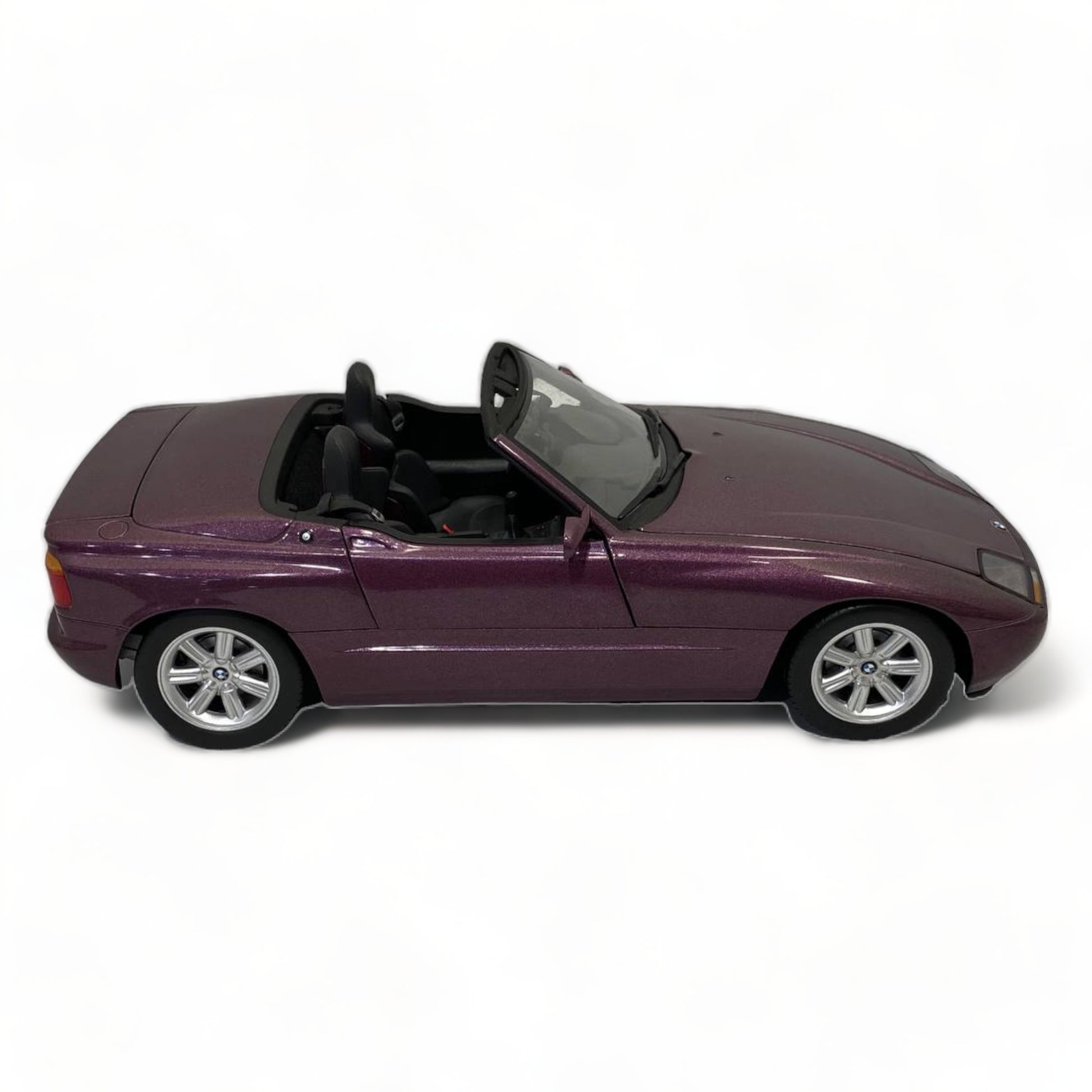 Minichamps BMW Z1 - Purple (1988, 1/18 Scale)|Sold in Dturman.com Dubai UAE.