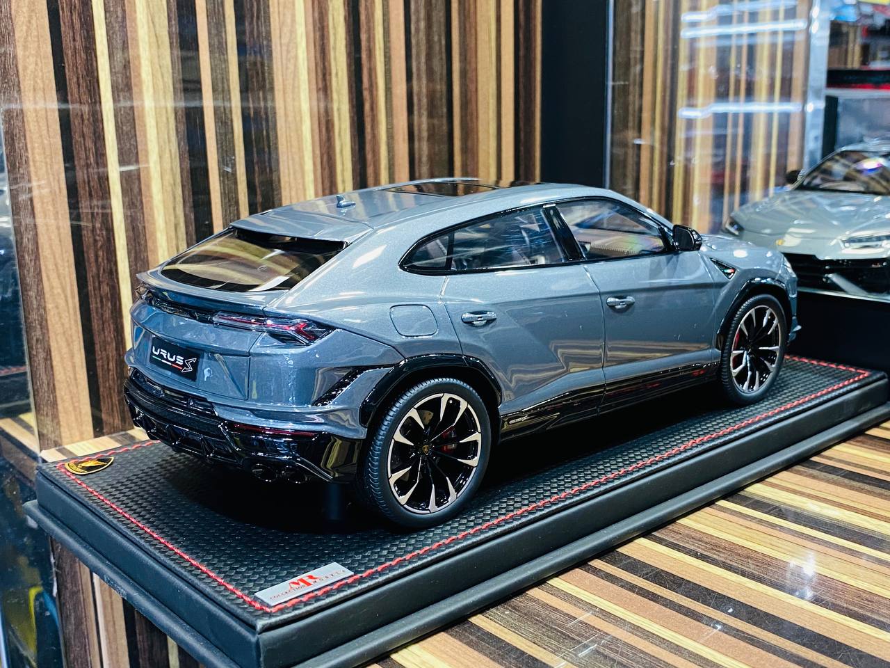 1/18 MR Collection Models Lamborghini URUS S Resin Model - Grey | Limited Edition