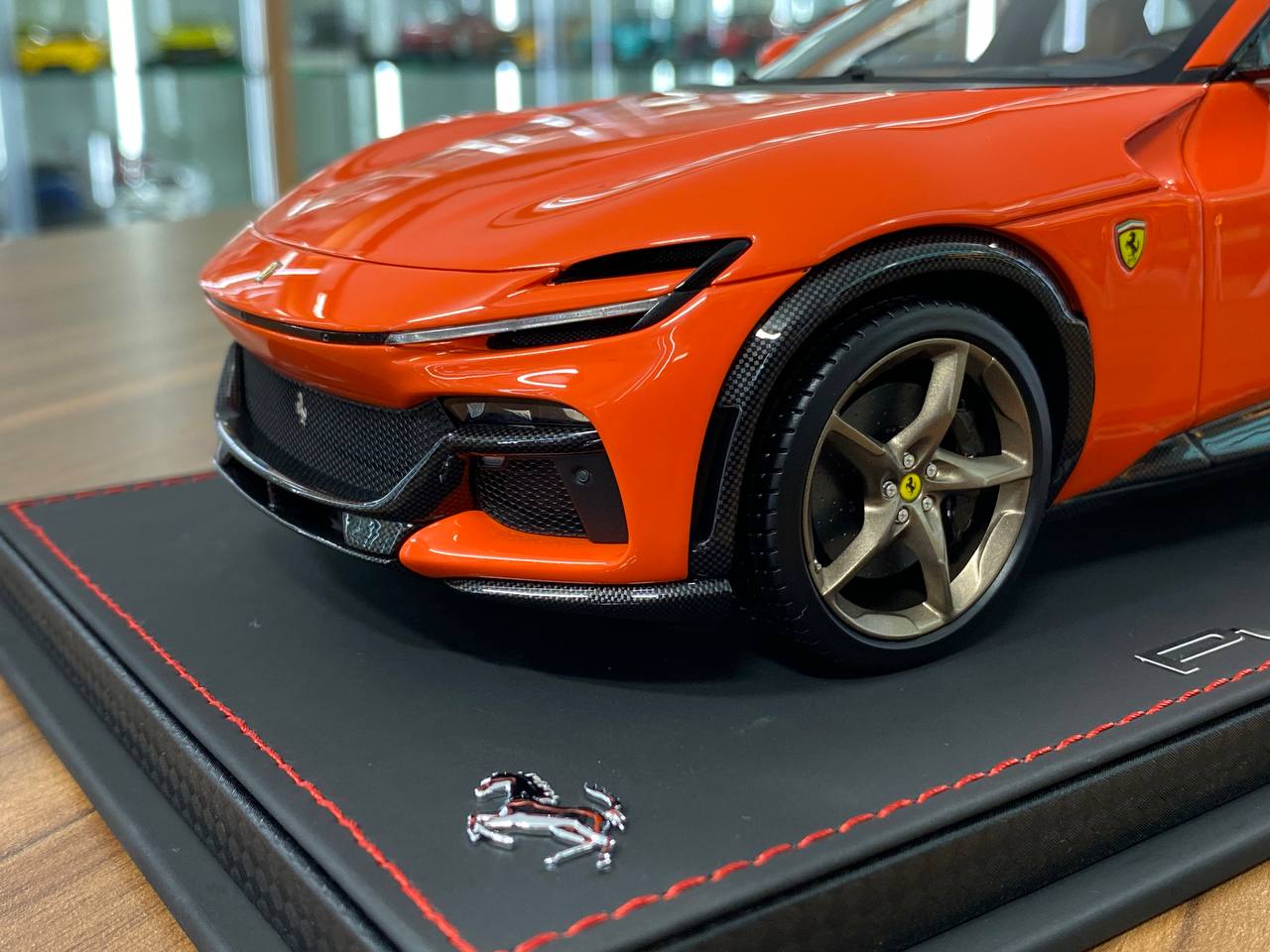 1/18 Resin  – BBR Models Ferrari Purosangue Orango JE Limited-40 pcs