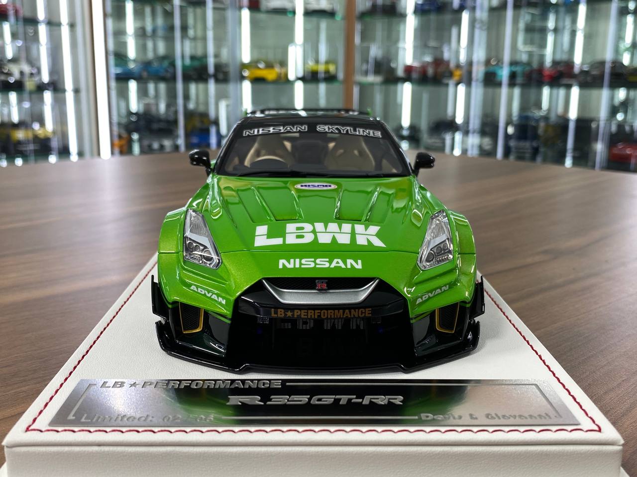 1/18 Resin  – Davis & Giovanni Nissan R35 GT-RR LBWK Metallic pearl green / dark green with decals Limited- 6 pcs
