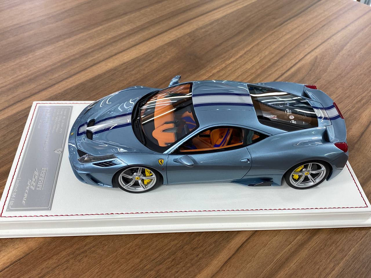 1/18 Resin – Ferrari 458 Speciale | Davis & Giovanni | Azzurro California with Silver / Blue Stripe