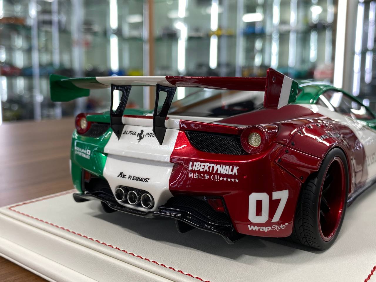 1/18 Resin Model – Ferrari 458 Italia LB Performance | Davis & Giovanni | GT Wing | Hublot Livery | 1 of 10