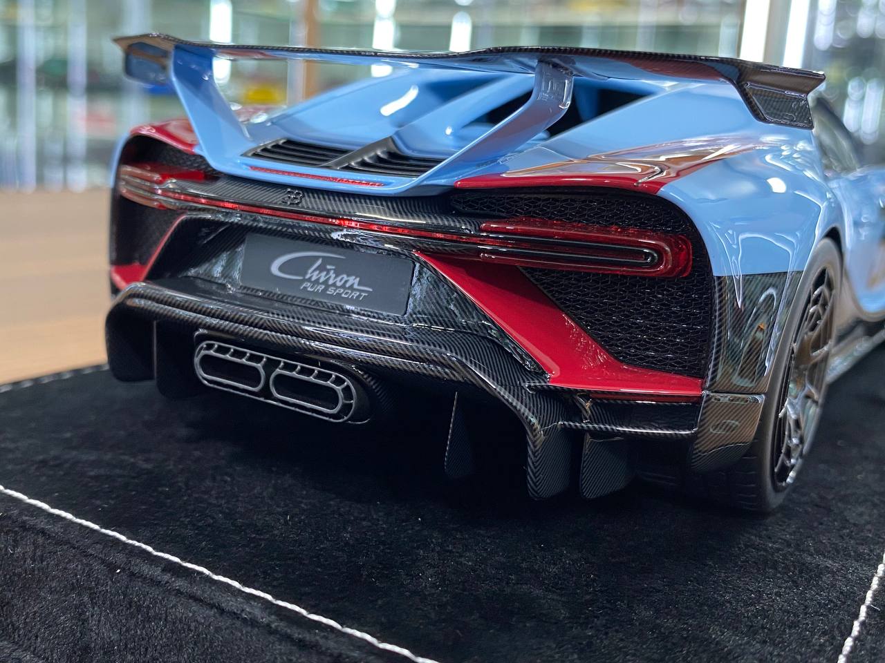 1/18 H&H Bugatti Chiron Pur Sport Grand Prix Blue | Resin Model | Limited 30 pcs