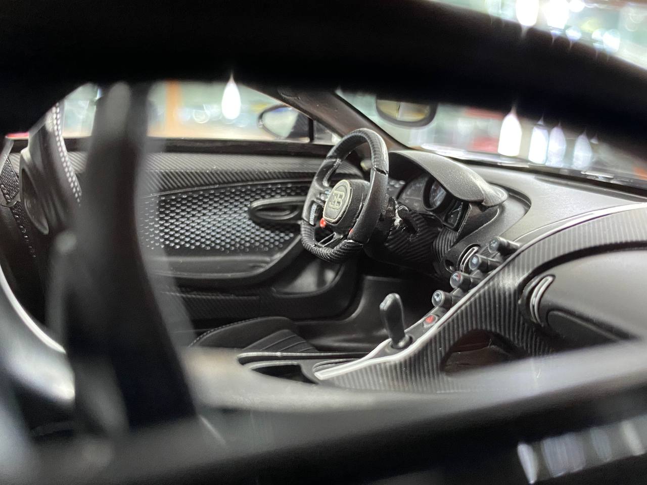 ★ 1:18 H&H Bugatti Chiron Pur Sport – Black Carbon Fiber – Limited Edition of 30