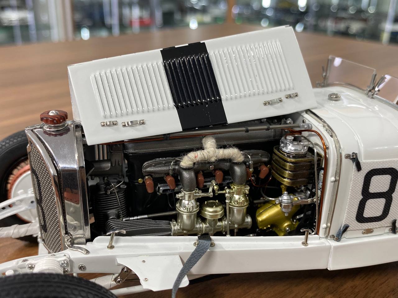 CMC Mercedes-Benz SSKL 1931 Großer Preis von Deutschland [1/18 Diecast White]