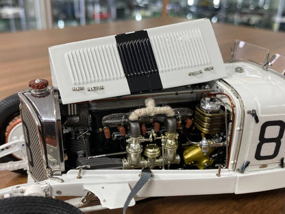 CMC Mercedes-Benz SSKL 1931 Großer Preis von Deutschland [1/18 Diecast White]
