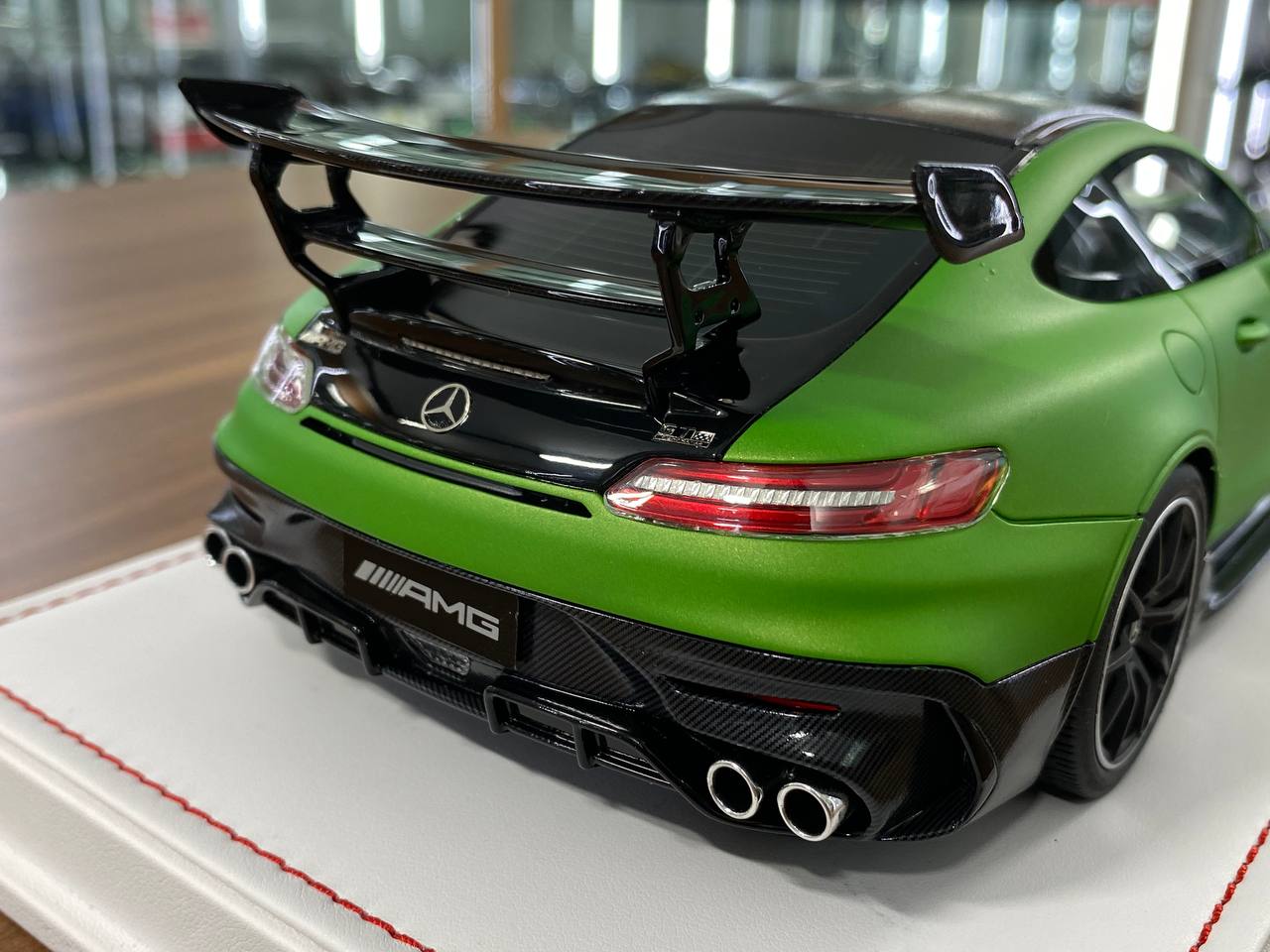 1/18 Resin IVY Models Mercedes-Benz AMG GT Black Series|  Green Light Mango