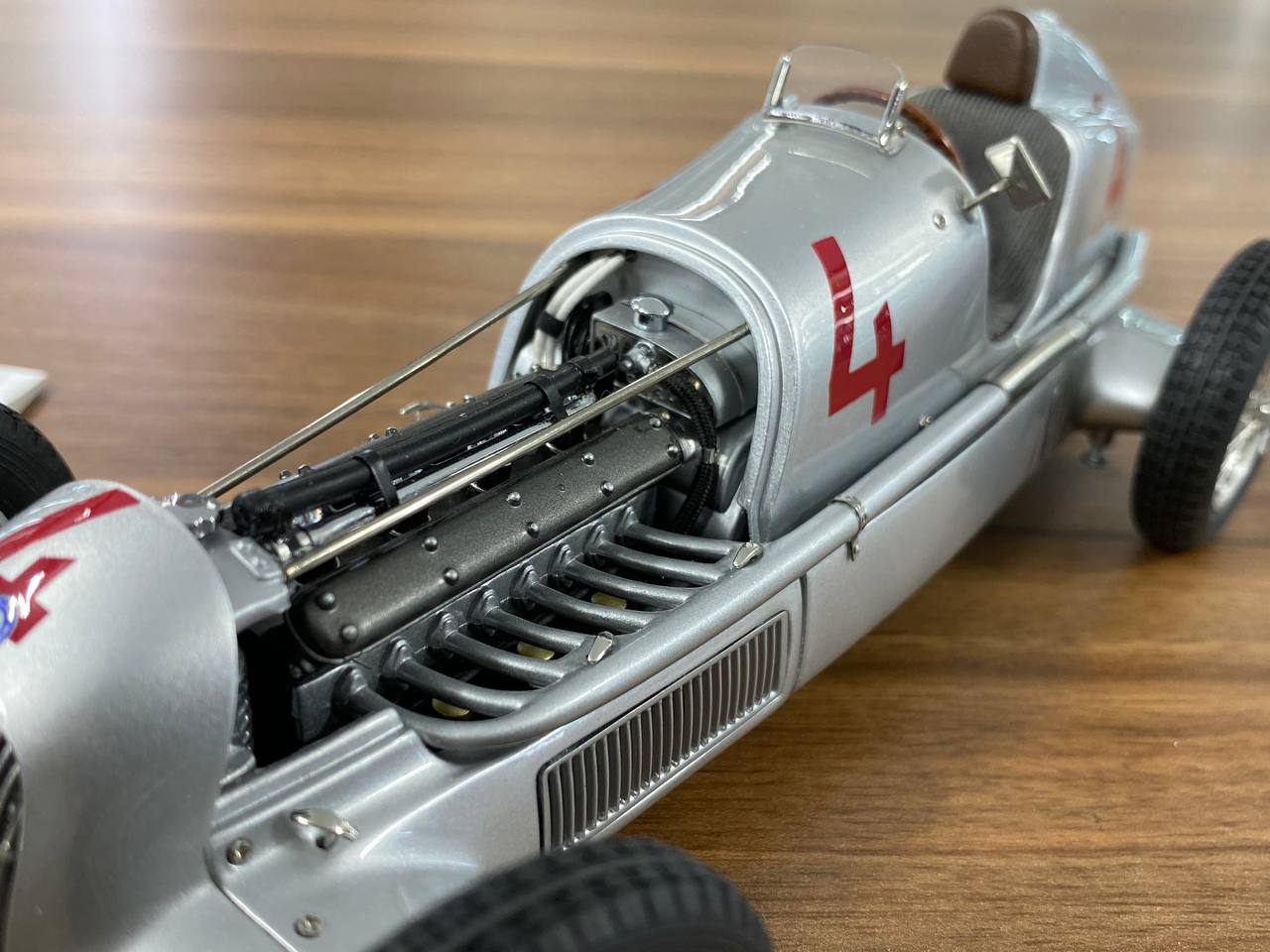 CMC Mercedes-Benz W25, 1935 Luigi Fagioli, Start No. #4 Sieger GP Monaco [1/18 Diecast]
