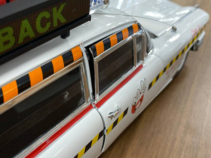 1/18 Ghostbusters II Cadillac  ECTO-1A HOT WHEELS Elite Model Car