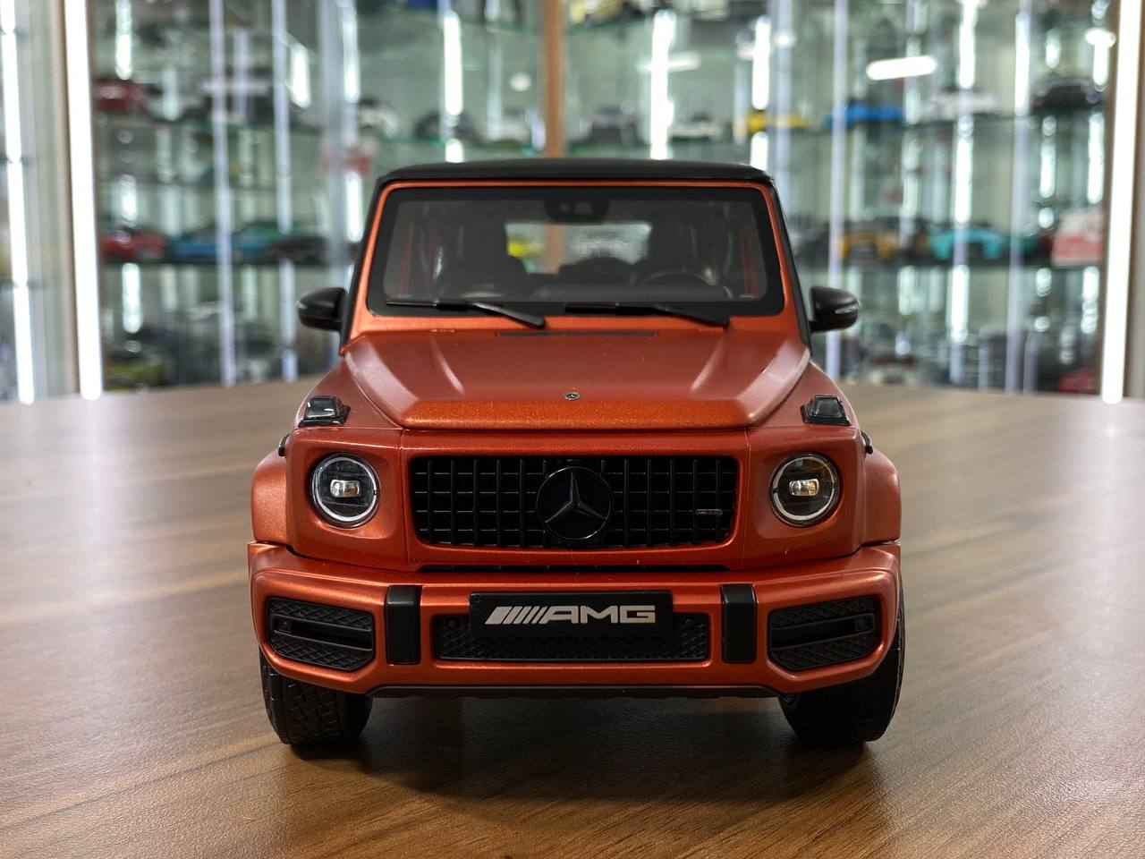 1/18 Diecast  – Mercedes-Benz G 63 AMG Model | Minichamps Dealer Edition | Full Opening | Copper Orange Magno