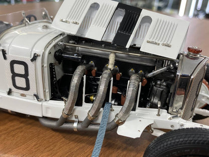 CMC Mercedes-Benz SSKL 1931 Großer Preis von Deutschland [1/18 Diecast White]