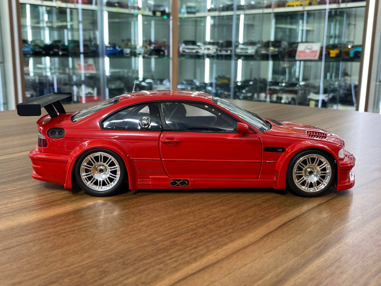 1/18 Diecast BMW M3 GTR 2001 Red Model Car by Minichamps