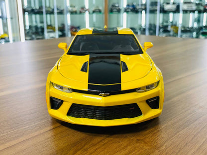 1/18 Diecast Maisto Chevrolet Camaro SS 2016  Yellow / black stripe