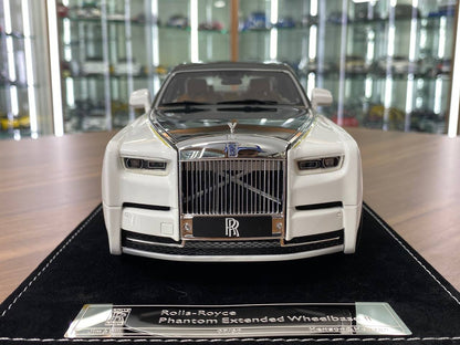 1:18 Resin Model - H&H Rolls Royce Phantom Extended Wheelbase II (White/Gold)