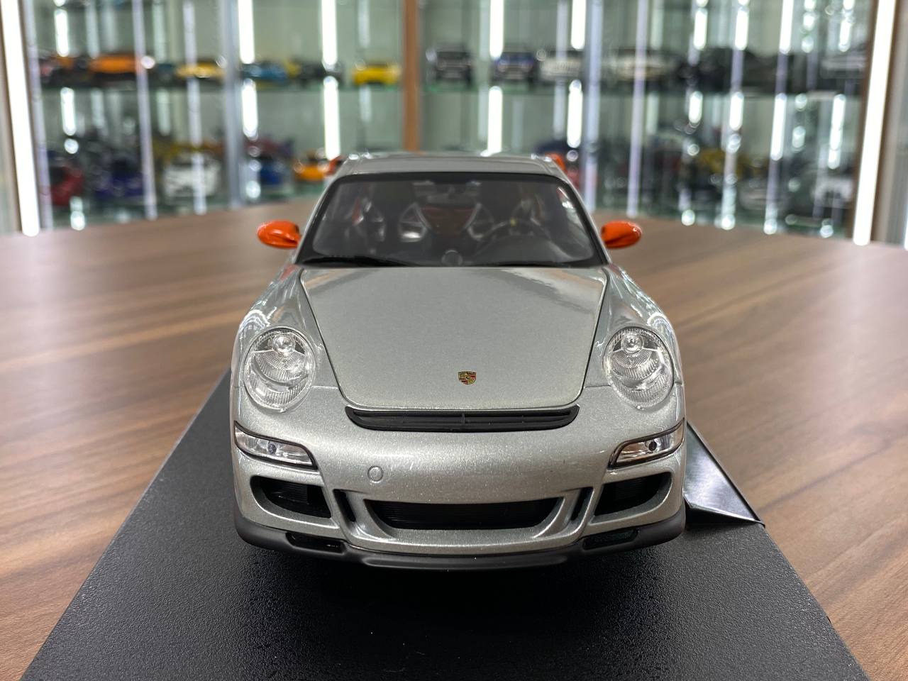 1/18 Welly Metal Diecast - Porsche 911(997) GT3 RS in Silver / Orange rim