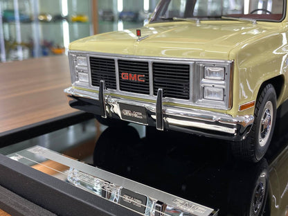 1:18 Resin Model - Old School Models GMC Sierra Classic 3500 (1986) - Desert Yellow - Limited 60 pcs