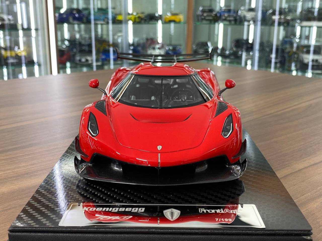 1:18 Resin Model – FrontiArt Koenigsegg Jesko Chill Red (Limited 199 pcs)