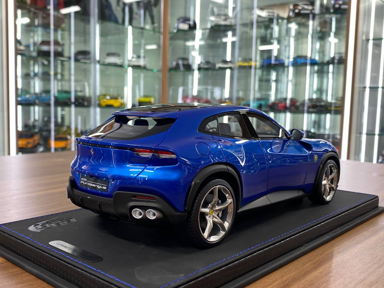 1/18 Resin Model – BBR Models Ferrari Purosangue Blu Corsa Limited Edition: 84 pcs