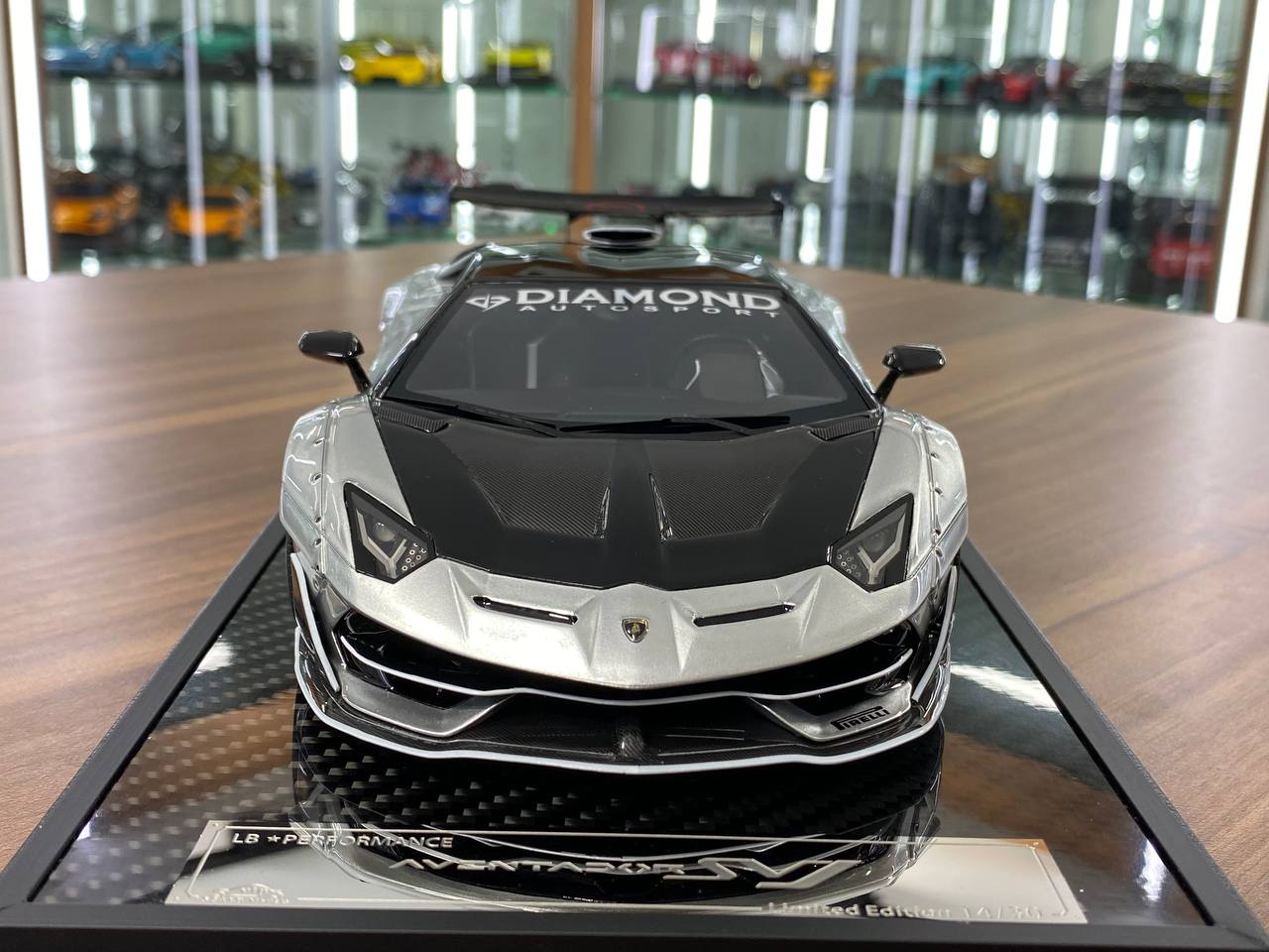 1/18 Resin – VIP Models Lamborghini Aventador SVJ Illusionary Silver Decals  Limited Edition: 30 pcs