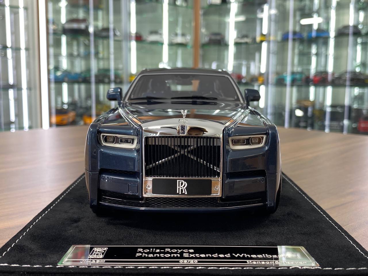 1/18 Resin H&H Rolls Royce Phantom Extended Wheelbase II Heavenly Collection  Ltd.Edn.20 pcs