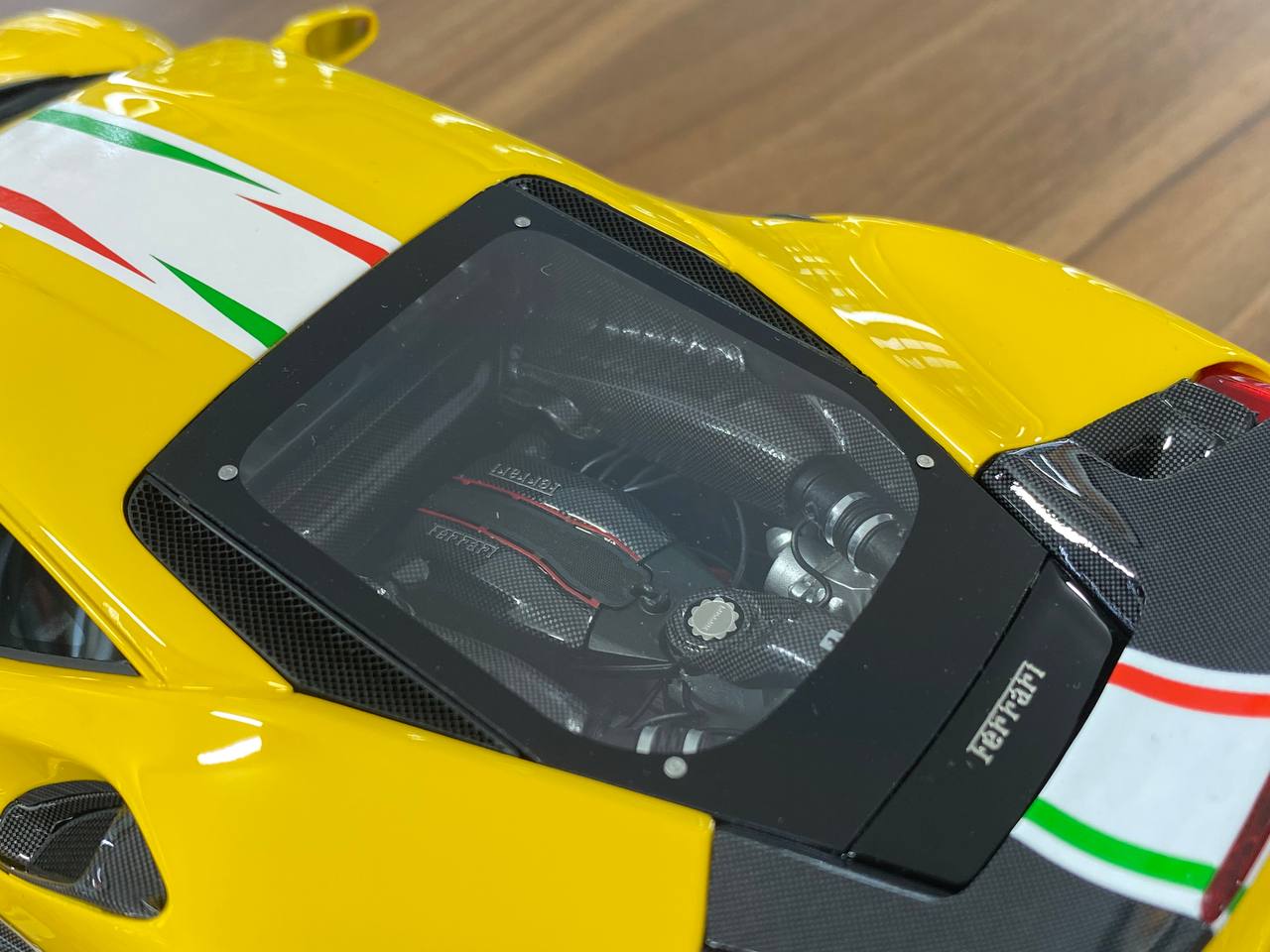 1/18 Resin – BBR Models Ferrari 488 Pista Yellow with Italy Flag Livery  Limited Edition: 168 pcs