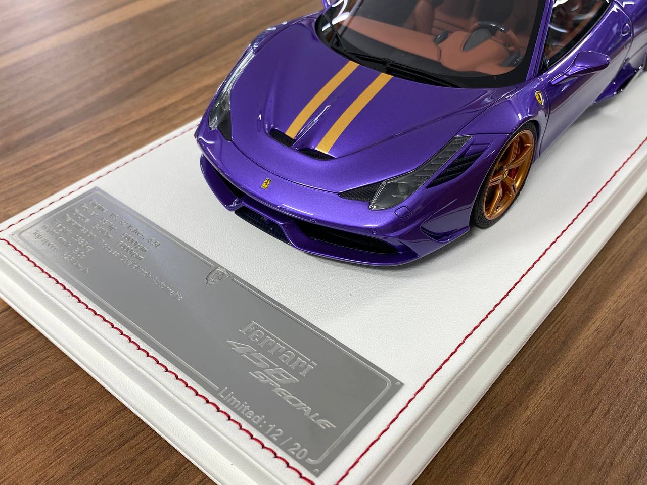 1/18 Resin – Dino Models Ferrari 458 Speciale Purple with Metallic Blue Stripe Limited Edition: 20 pcs