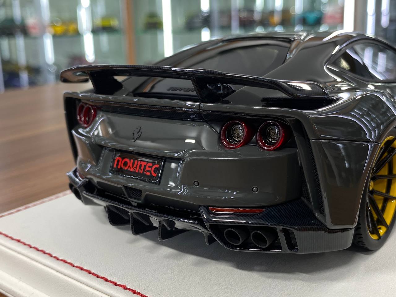 1/18 Resin Davis & Giovanni Ferrari 812 N-Largo Novitec Grey with Carbon Accents / Yellow Rims  Limited Edition: 10 pcs