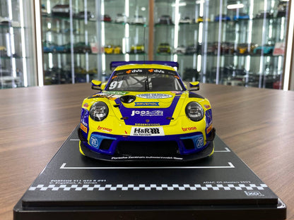 1/18  Diecast  ixo Models PORSCHE 911 GT3 R #91 C. Engelhart, A. Güven Racing yellow/ blue