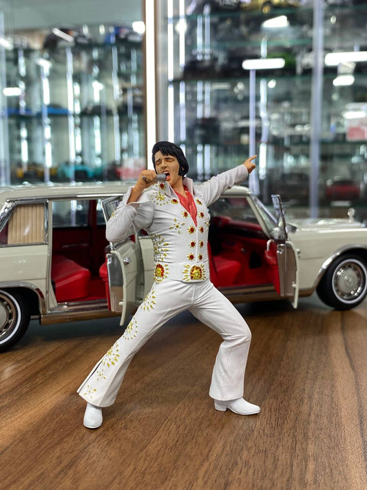 1/18 Scale Figure (Hand Made / Painted) ELVIS PRESLEY 1973 (Resin)