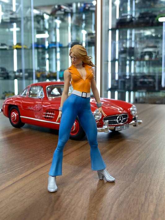 1/18 Resin Scale Figure (Hand Made / Painted) Dazzler ( X Men ) orange / blue dress