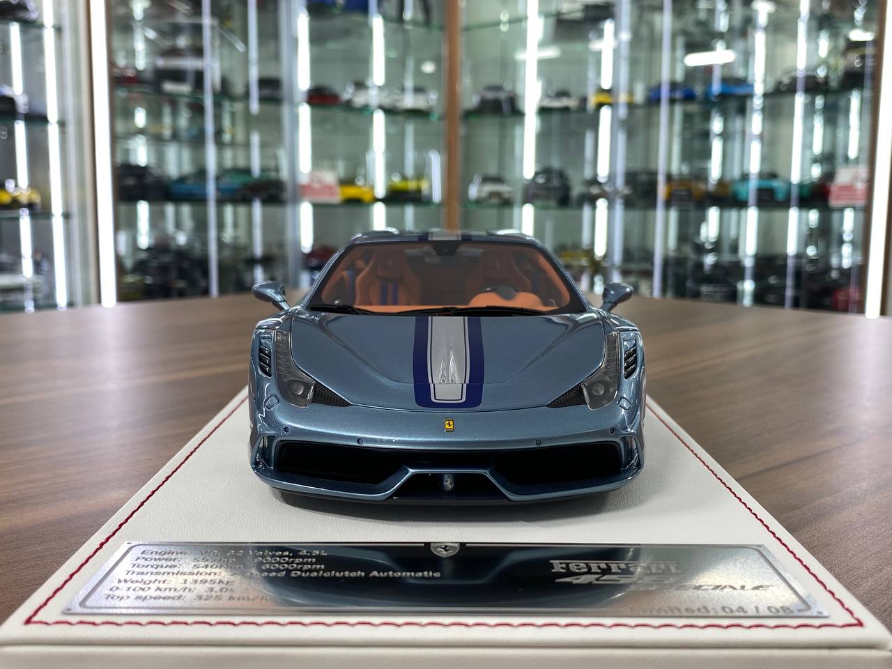1/18 Resin – Ferrari 458 Speciale | Davis & Giovanni | Azzurro California with Silver / Blue Stripe