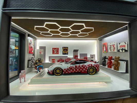 1/18 Diorama – Luxury Supreme Store | Custom Made with Light | Car Not Included