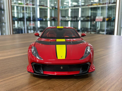 1/18 Diecast Full opening Bburago Signature Series  Ferrari 812 Competizione Red / Yellow stripe