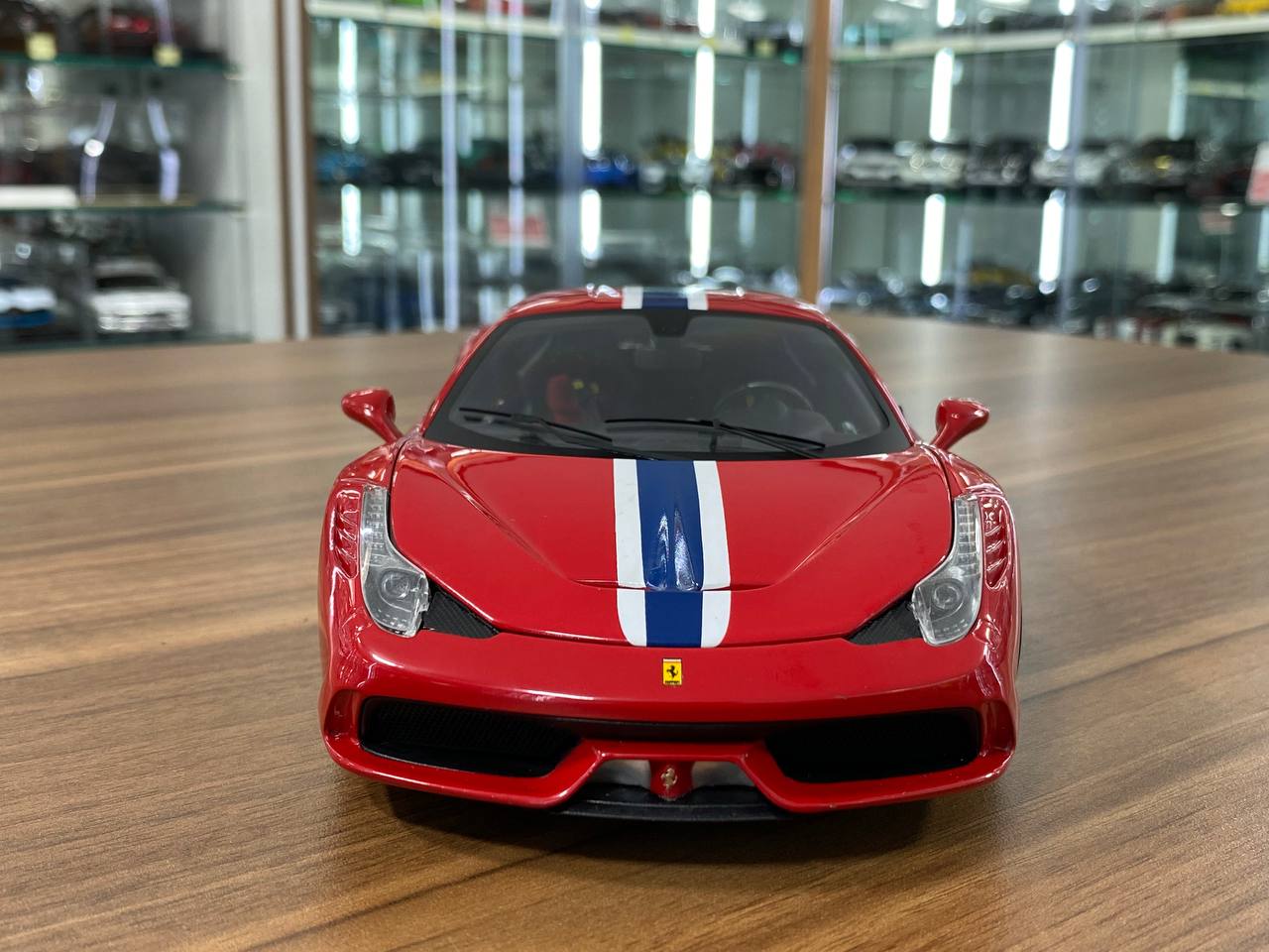 Hot Wheels Elite Ferrari 458 Speciale - [1/18 Diecast, Red ] - Paint Rashes Present