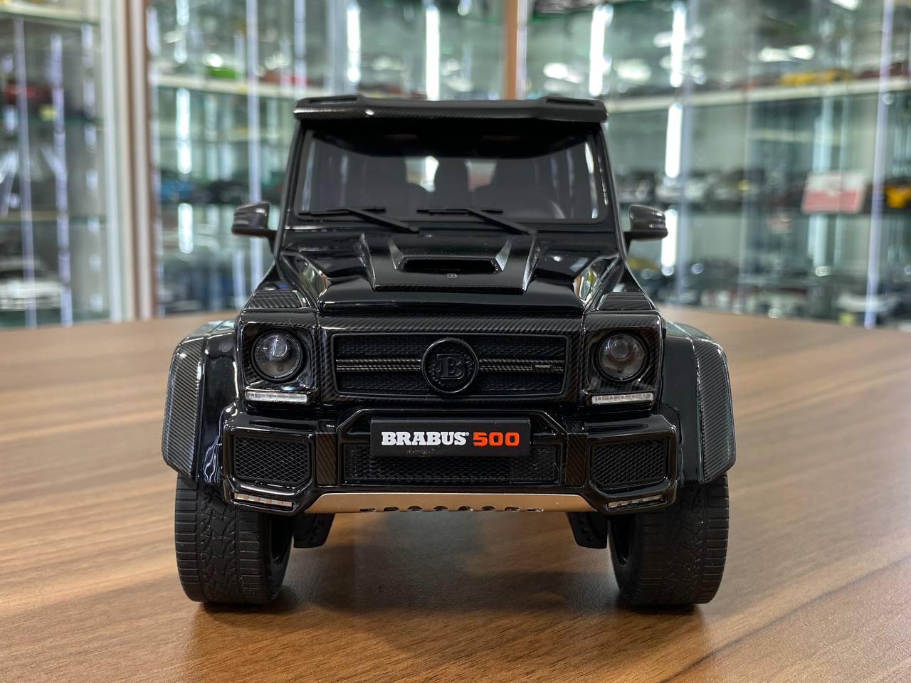 1/18 Resin Mercedes-Benz Brabus 500 4x4 Black GT Spirit Scale Model Car