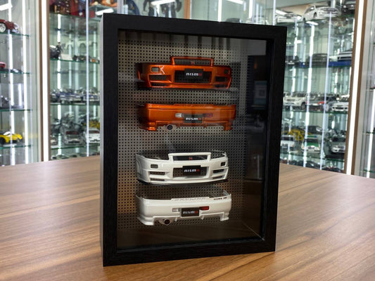 1/18 Resin Nissan Skyline R34 Bumper Display Frame by Motor Helix