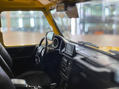 1/18 Mercedes-Benz G-63 Yellow Model Car by iScale