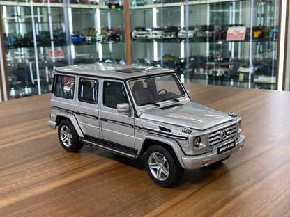 Autoart Mercedes benz G 55 AMG 2009 [1/18 Diecast silver]
