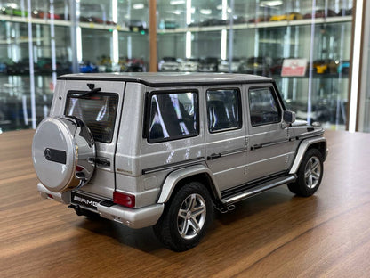 Autoart Mercedes benz G 55 AMG 2009 [1/18 Diecast silver]