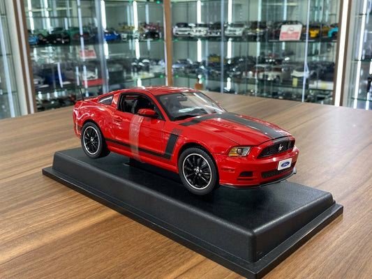 1/18 Diecast Ford Mustang BOSS 302 Red Model Car - Shelby Legend