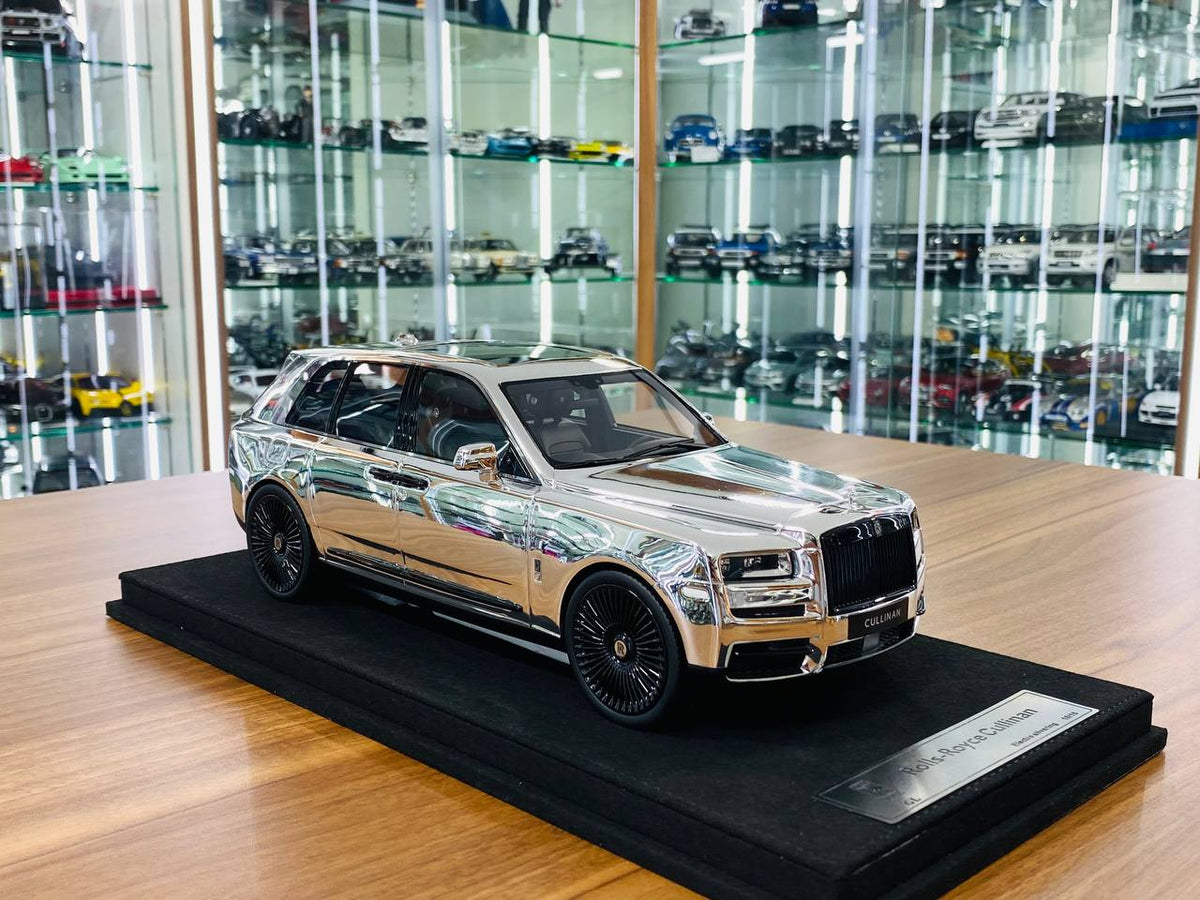 Gl Models GL Models Rolls-Royce Cullinan - 1/18 Resin Model, Electro Silverinq ...