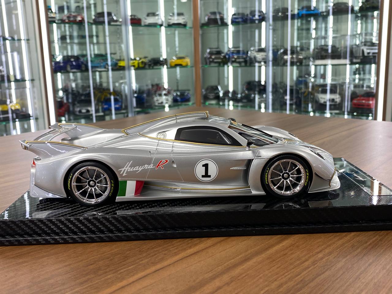 1:18 Pagani Huayra R #1 Silver – VIP Model Limited Edition (30