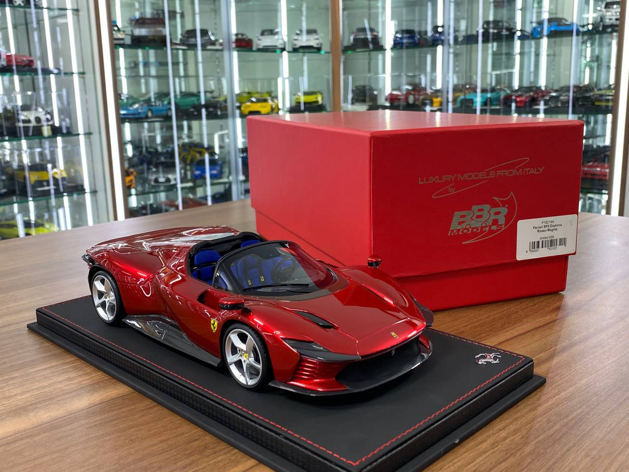 1/18 Resin Model – BBR Models Ferrari DAYTONA SP3 Rosso Magma  Limited-899 pcs