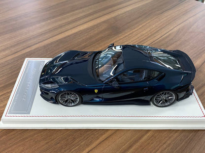 1/18 Resin  – Davis & Giovanni  Ferrari 812 Superfast Chameleon Limited 01 of 01 pcs