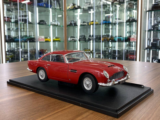 1/18 Diecast Solido Aston Martin DB5 in Red